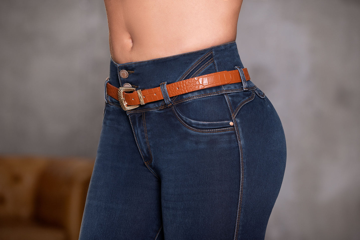 Jean Push Up Piel Durazno Bota Tubo Ref 1934