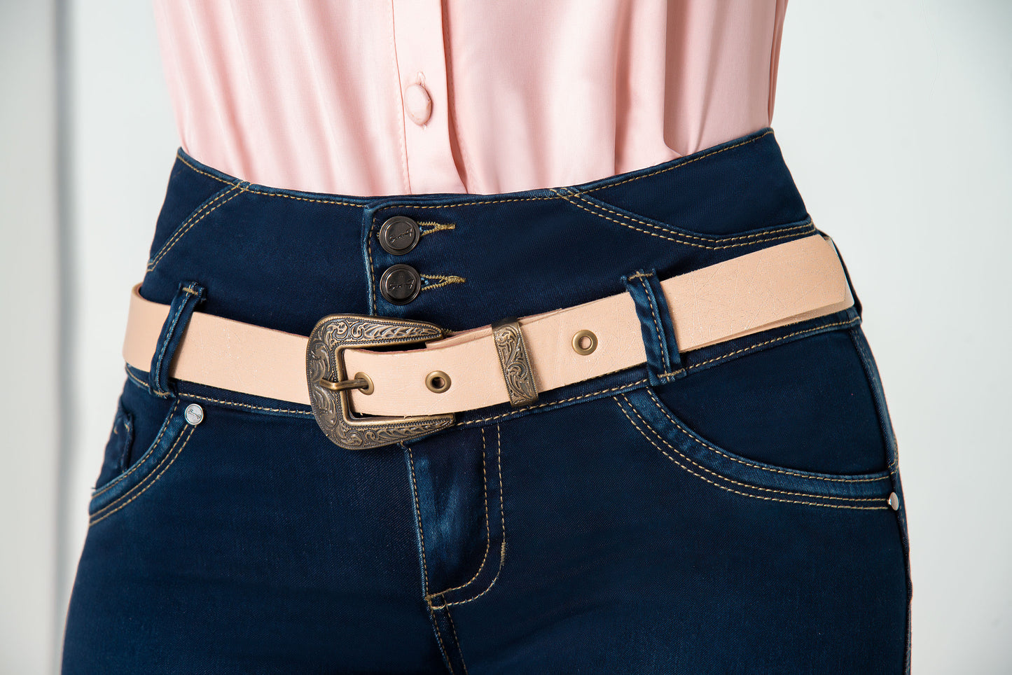 Jean Pretina Alta Control Abdomen - Bota Tubo Tobillero Ref 1351